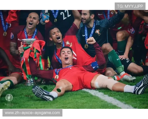 欧洲冠军联赛C罗在2017年赛季中17球的辉煌纪录